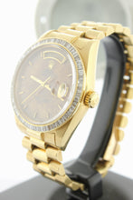 Load image into Gallery viewer, Rolex Day Date President 18K Yellow Gold Wood Dial Diamond Bezel 36mm 18038 - Arnik Jewellers
