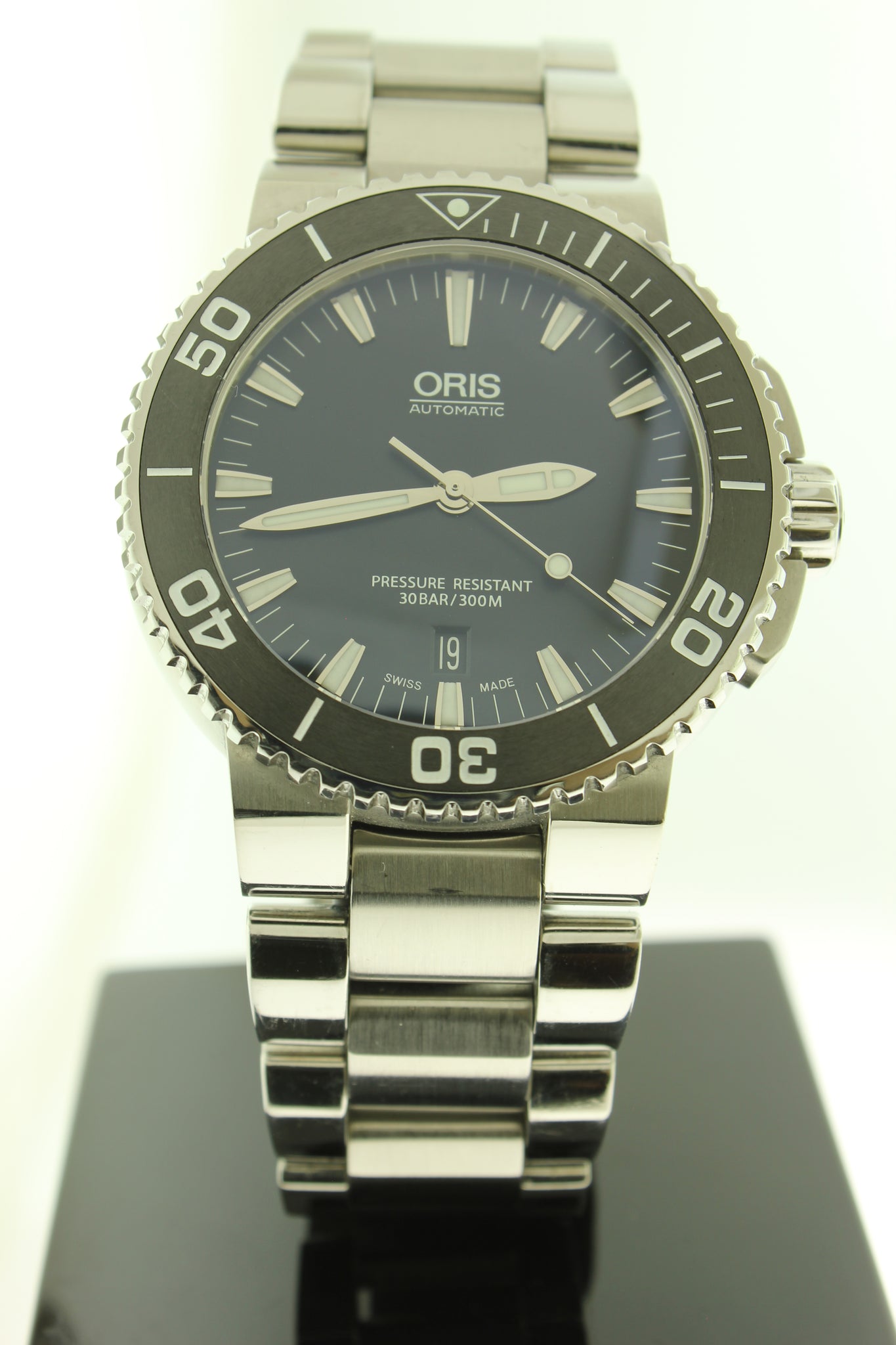 Oris Aquis Date Automatic Stainless Steel 43mm 7653 04 Arnik