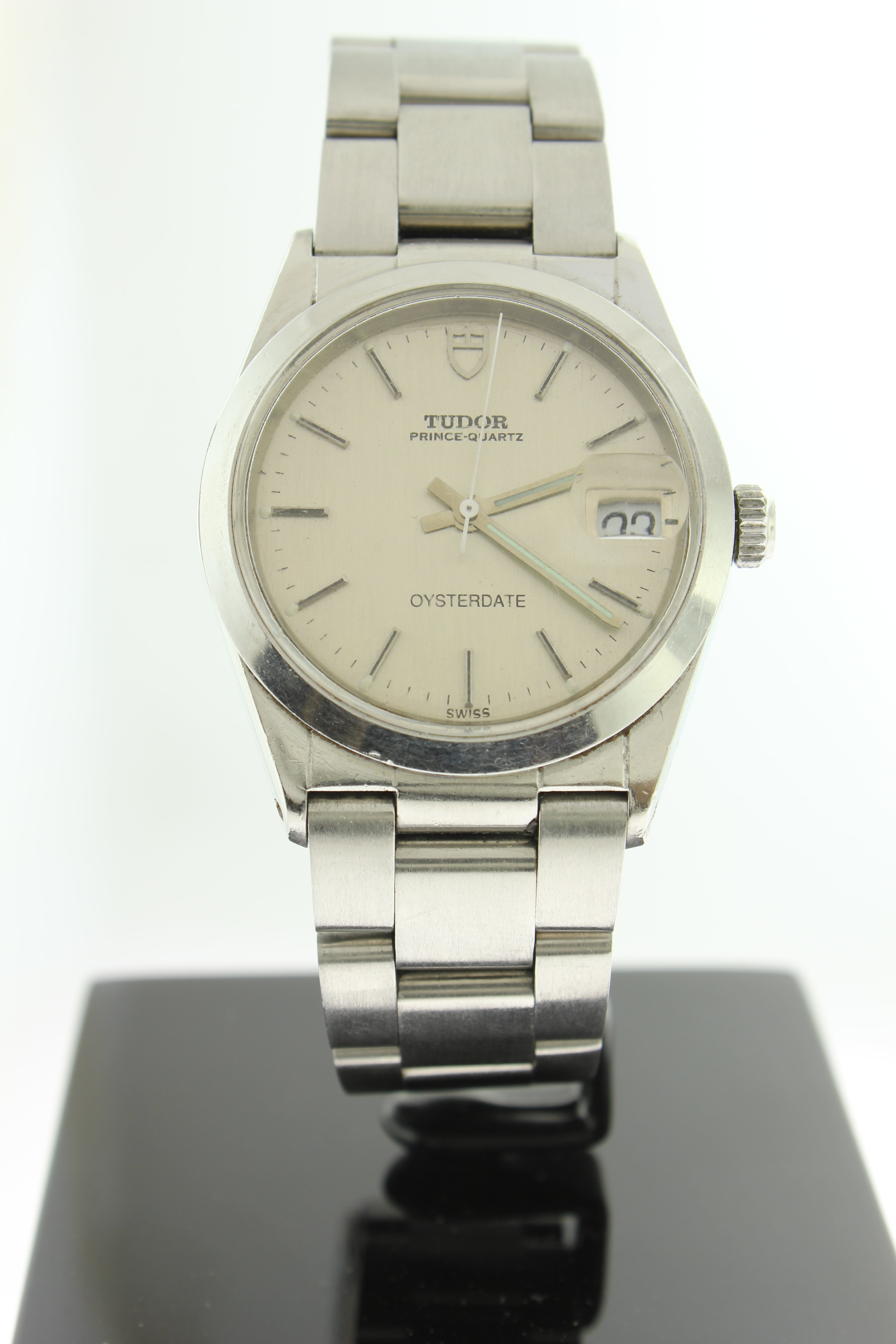 Tudor prince best sale quartz oysterdate